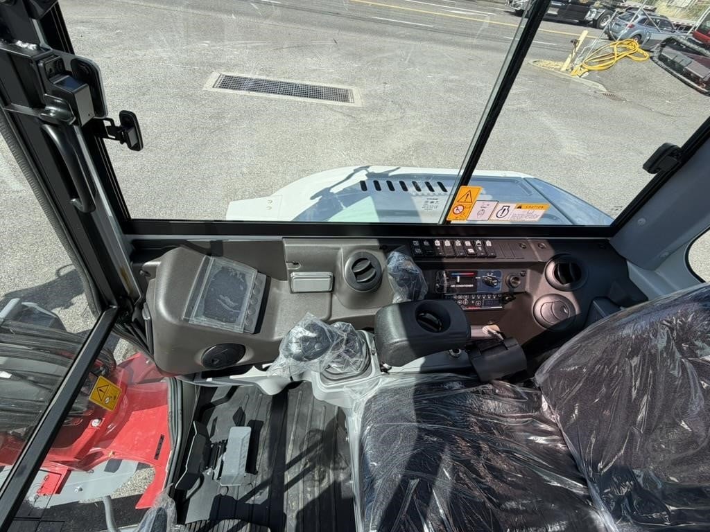 2026 Takeuchi TB240