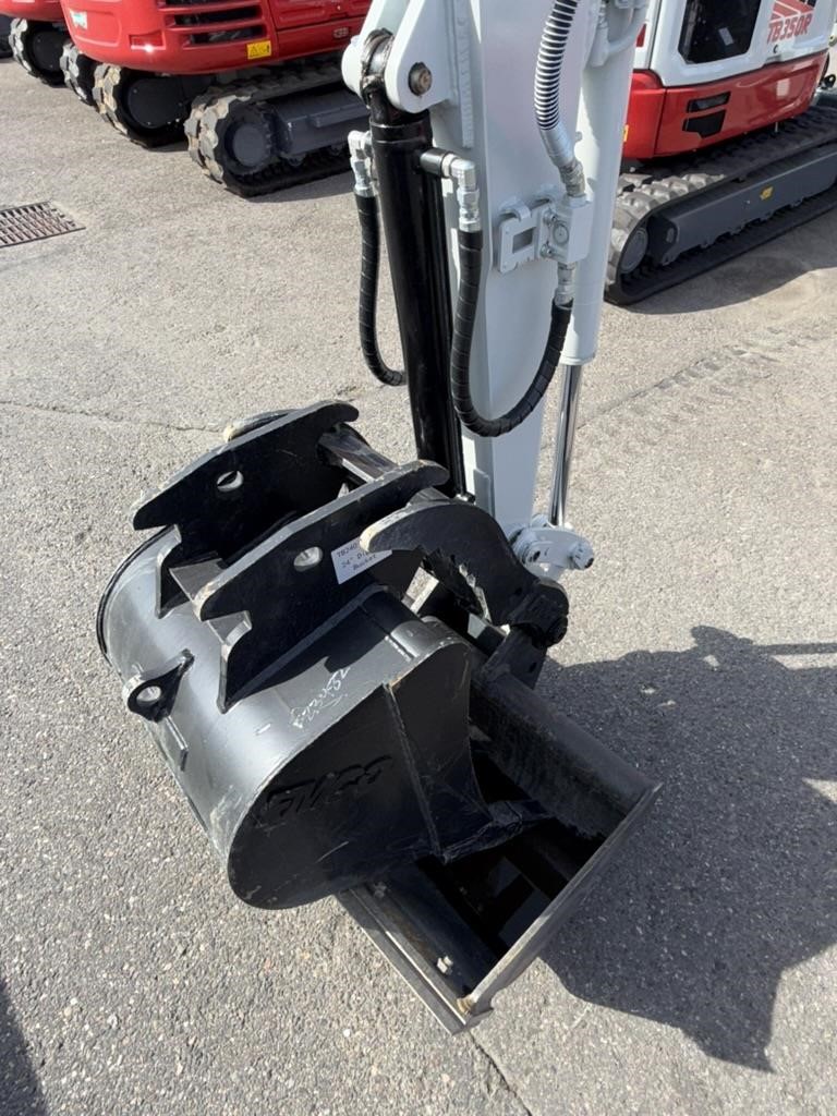 2025 Takeuchi TB335R