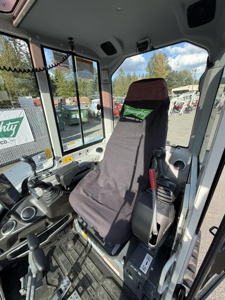 2025 Takeuchi TB350R