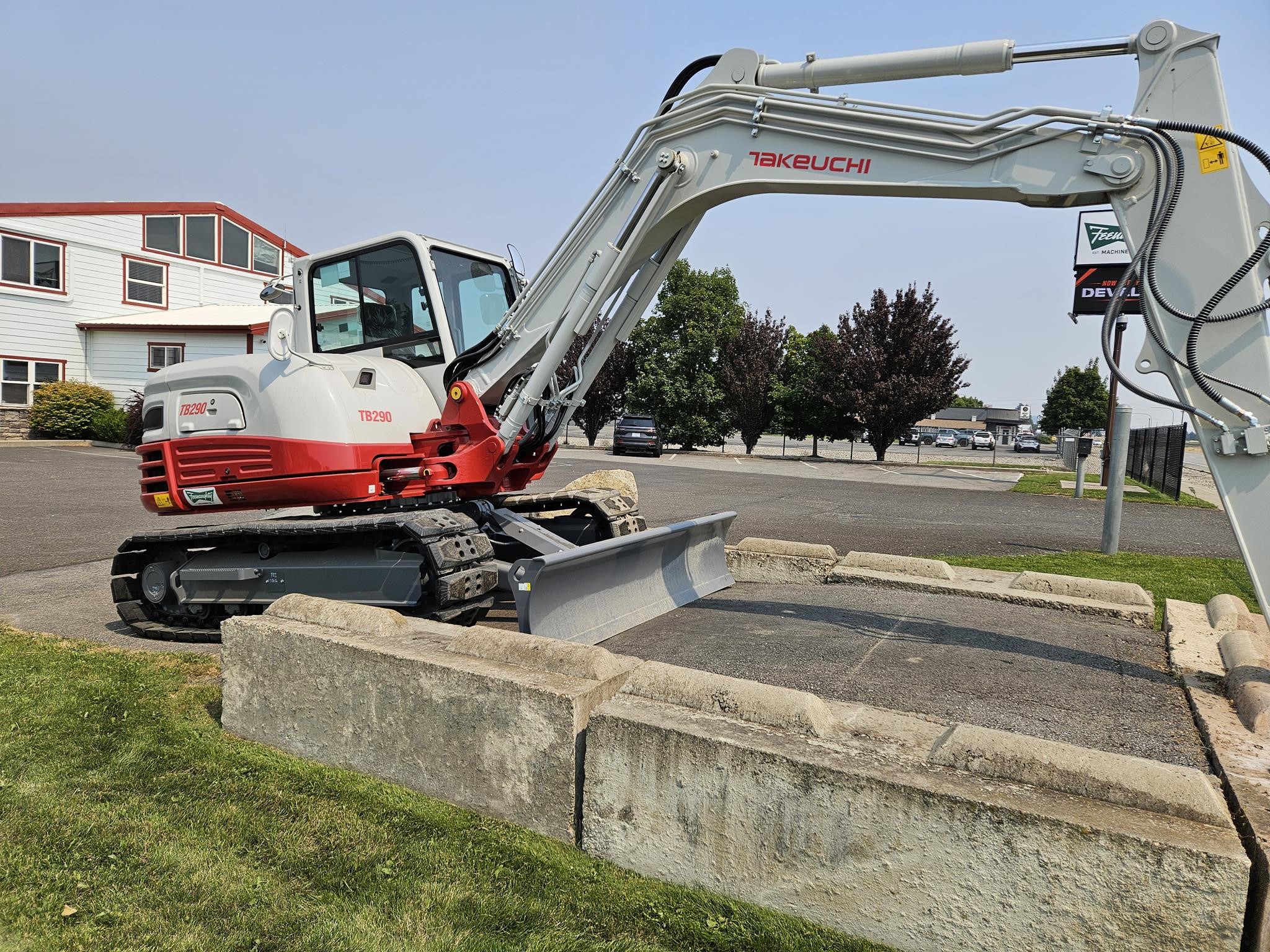 2026 Takeuchi TB290