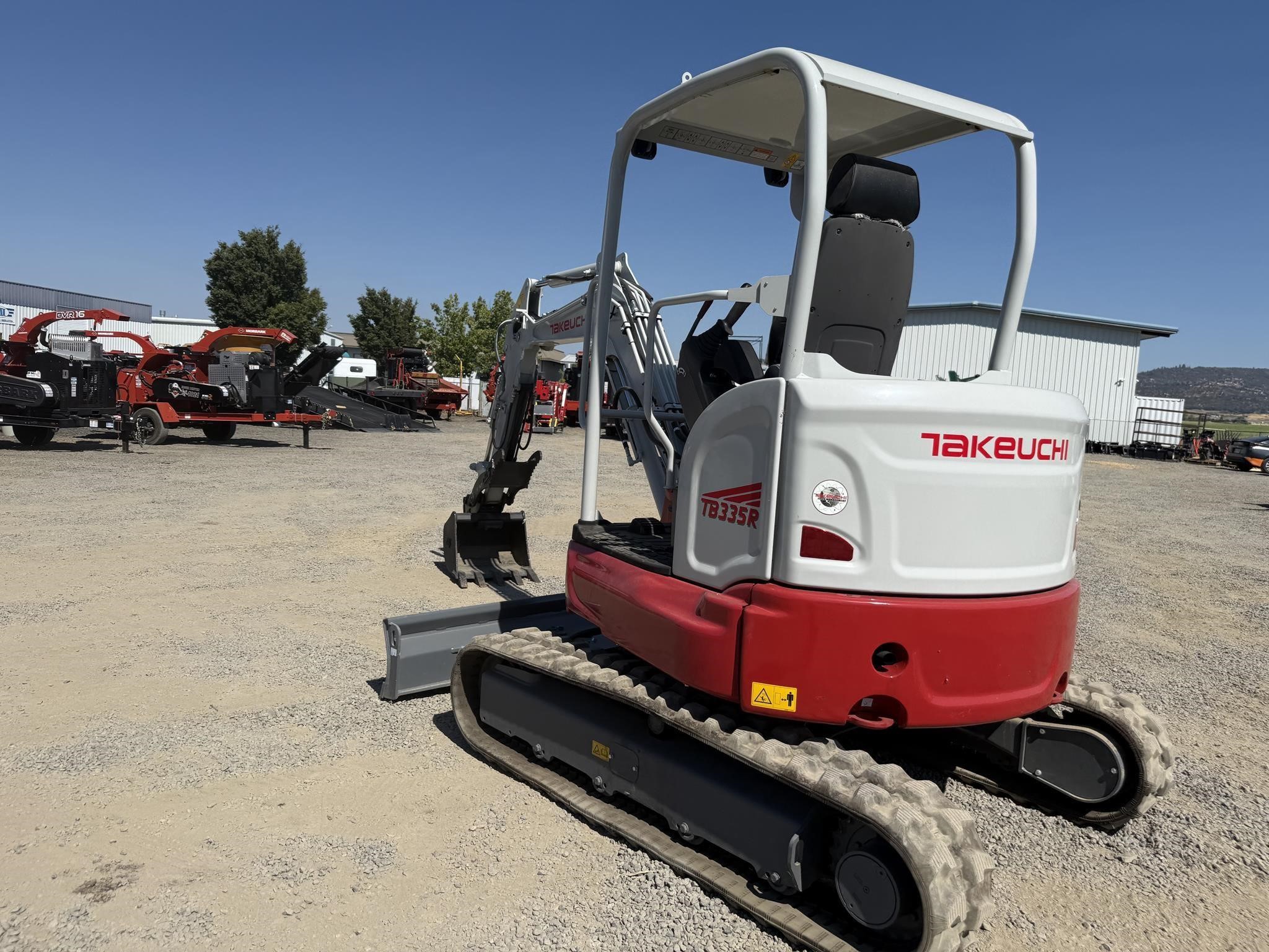 2023 Takeuchi TB335R