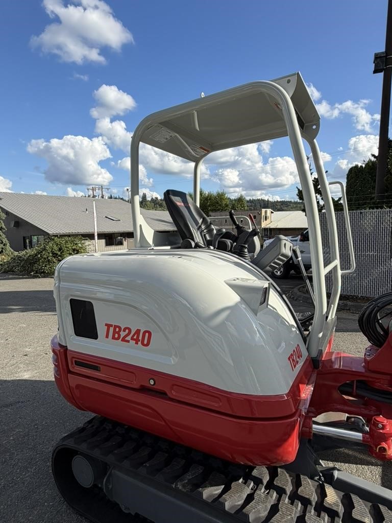 2026 Takeuchi TB240