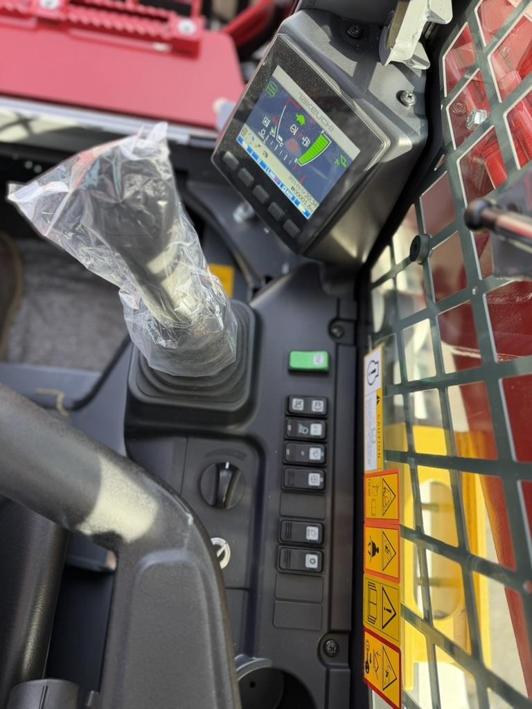 2026 Takeuchi TL10V2