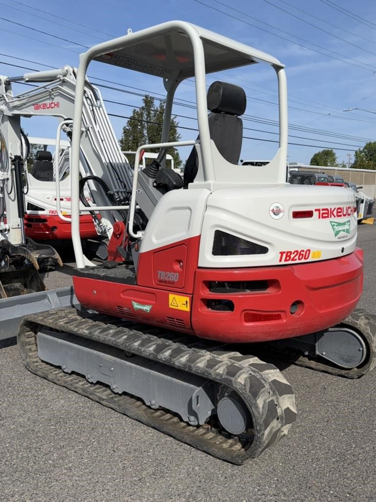 2025 Takeuchi TB260