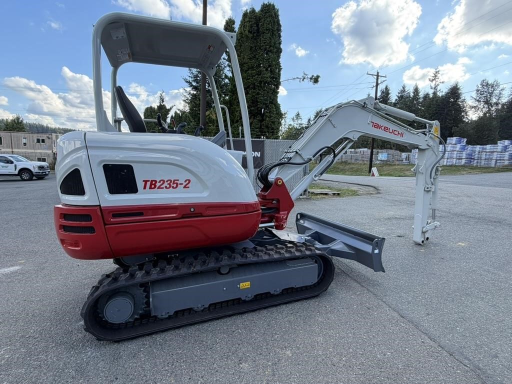 2026 Takeuchi TB235-2