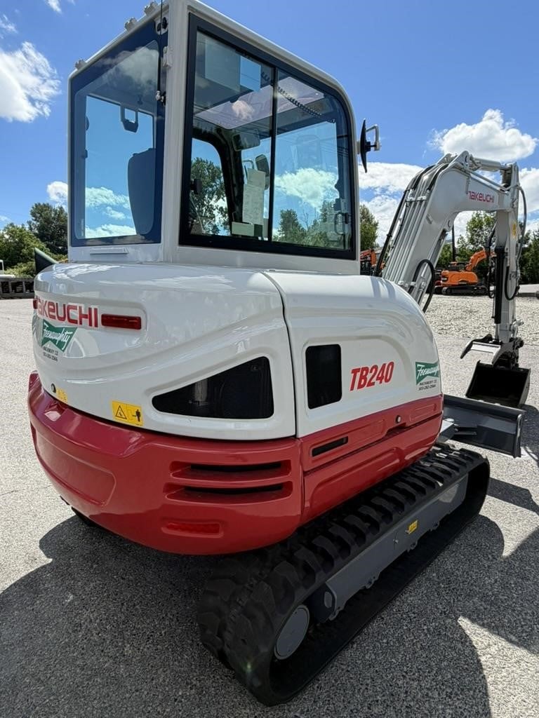 2026 Takeuchi TB240