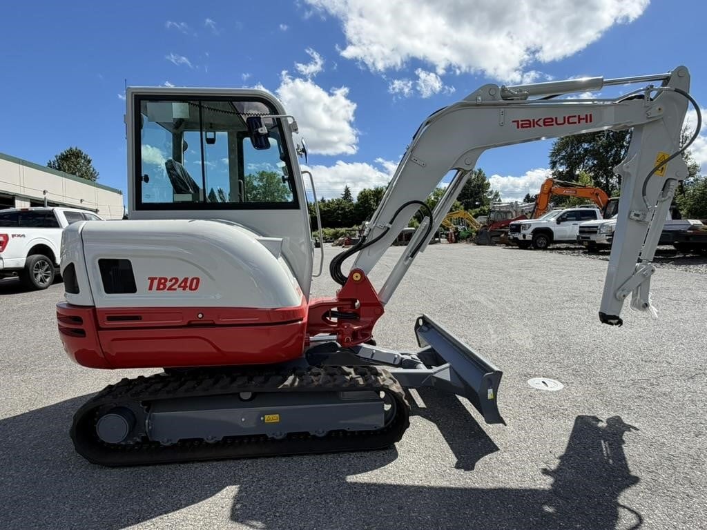 2026 Takeuchi TB240