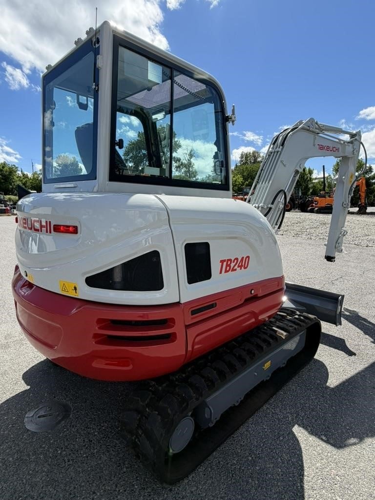 2026 Takeuchi TB240