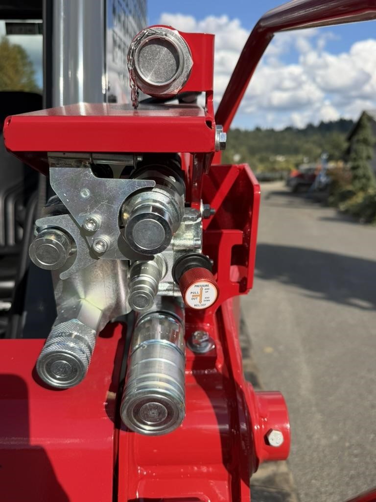 2026 Takeuchi TL12R2