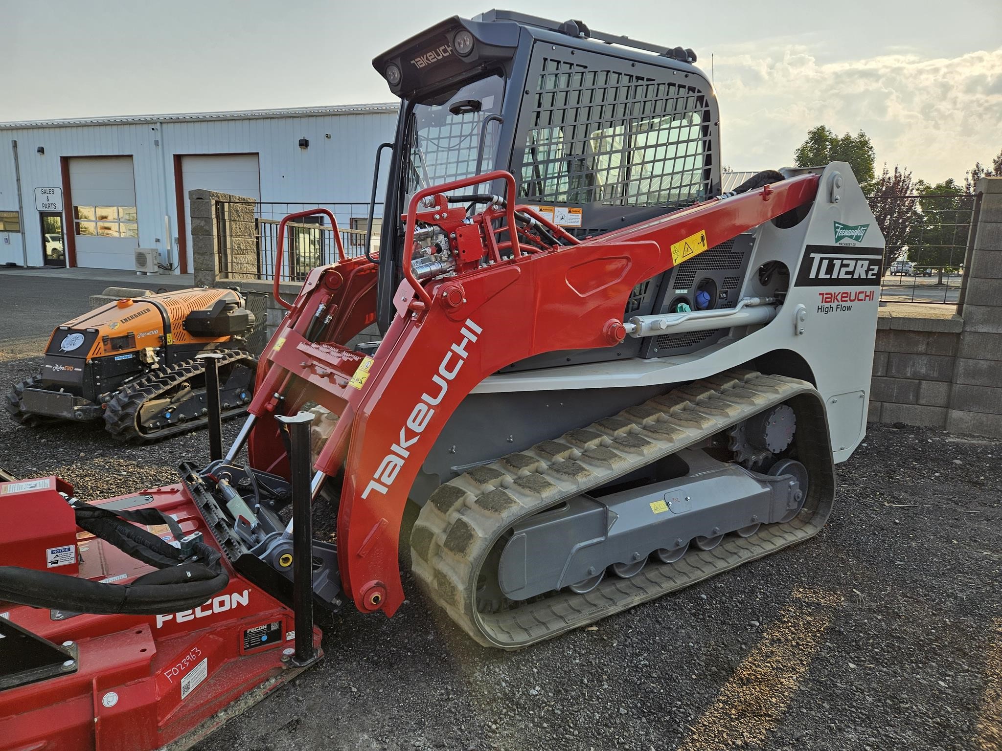 2026 Takeuchi TL12R2