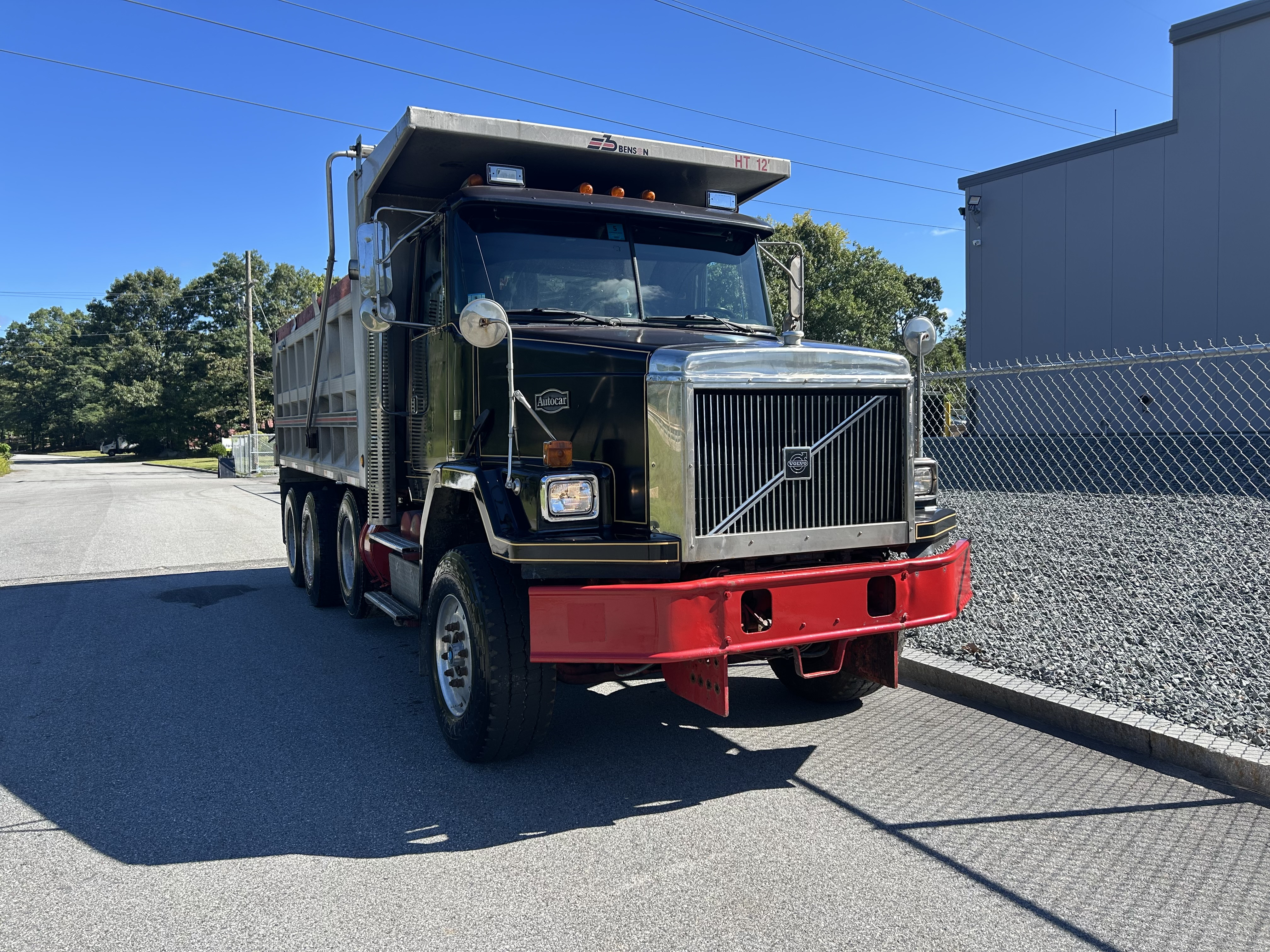 2001 Volvo Autocar ACL