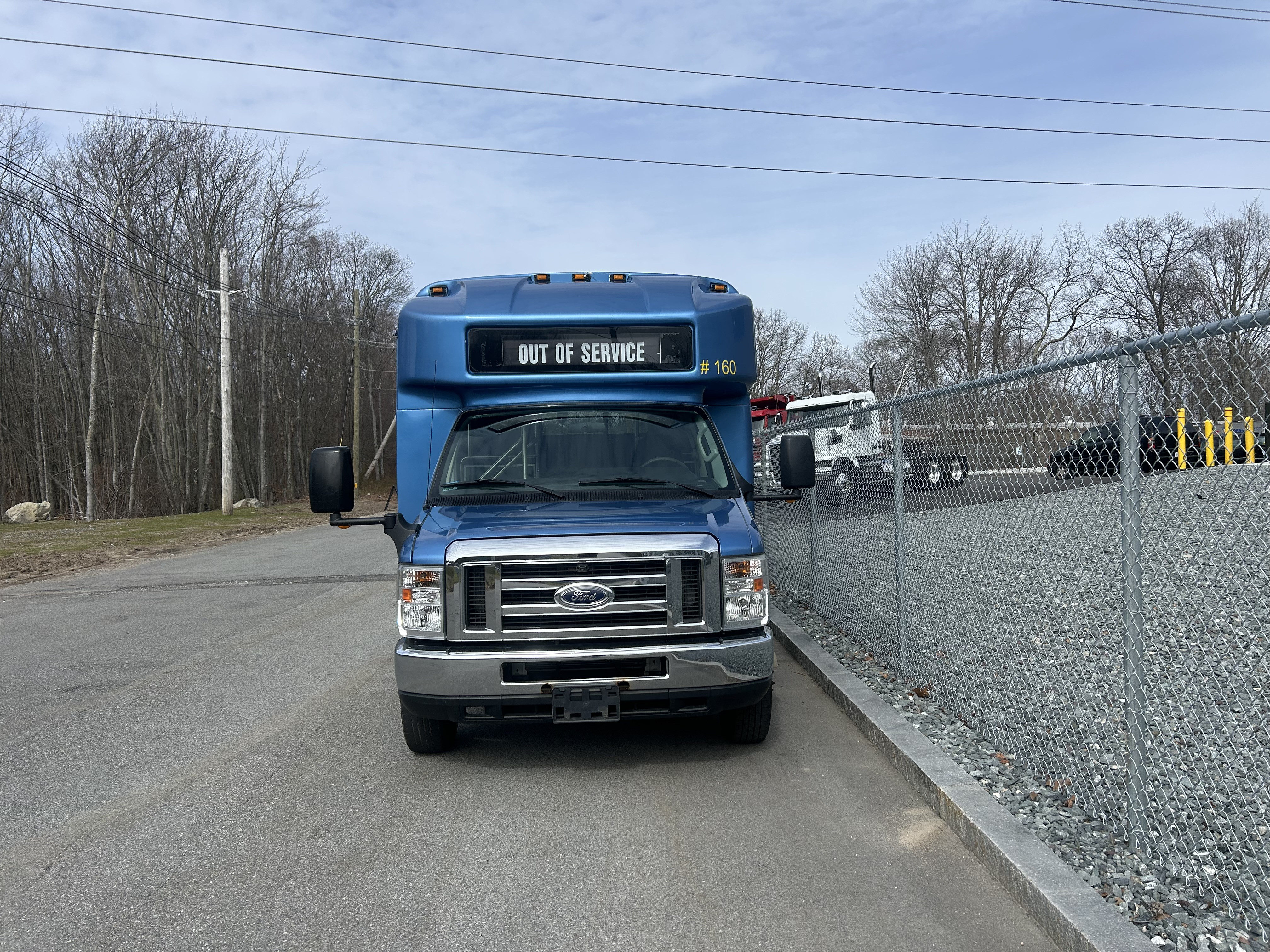 Photo of a 2017 Ford E450