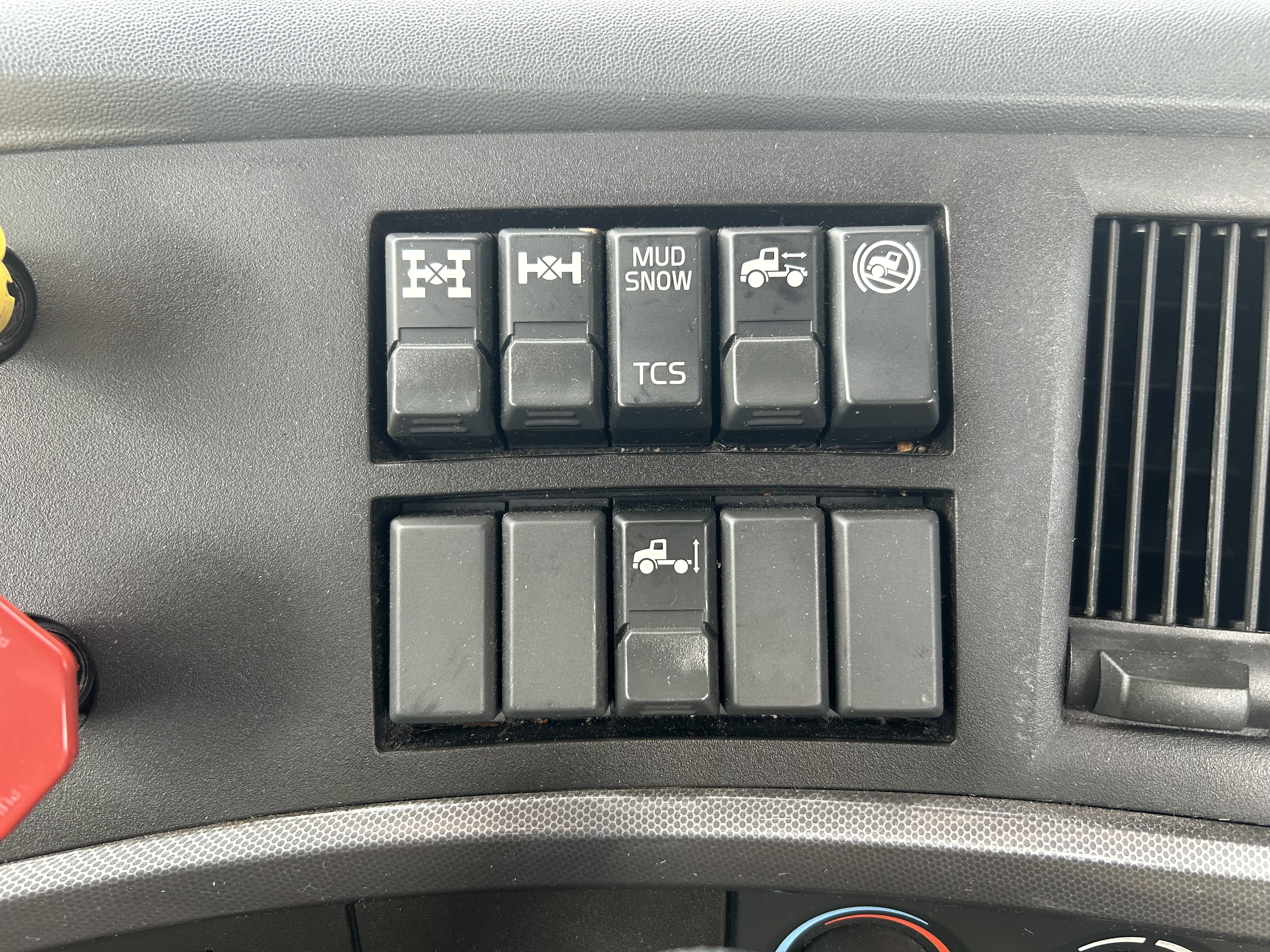 2023 Volvo VNL64T