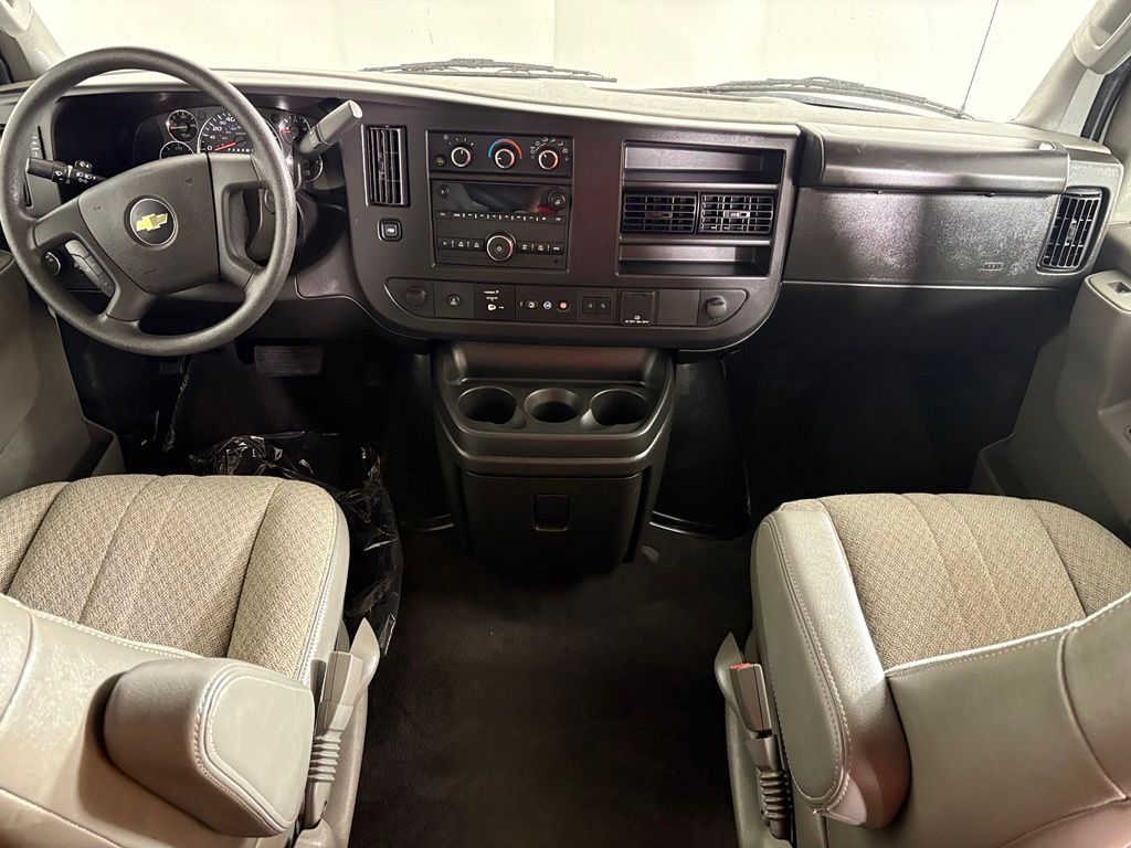 2024 Chevrolet EXPRESS 3500