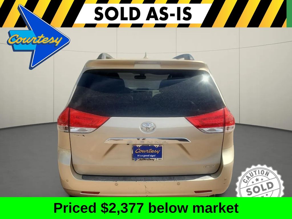 2014 Toyota Sienna
