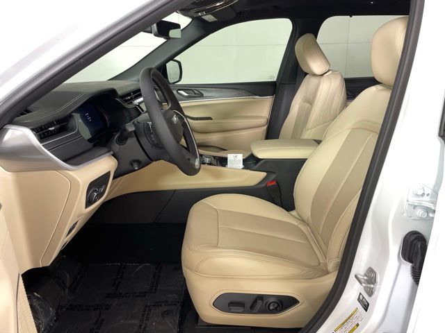 2025 Jeep Grand Cherokee L Limited - Photo 9