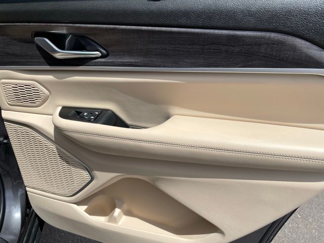 2025 Jeep Grand Cherokee L Limited - Photo 46