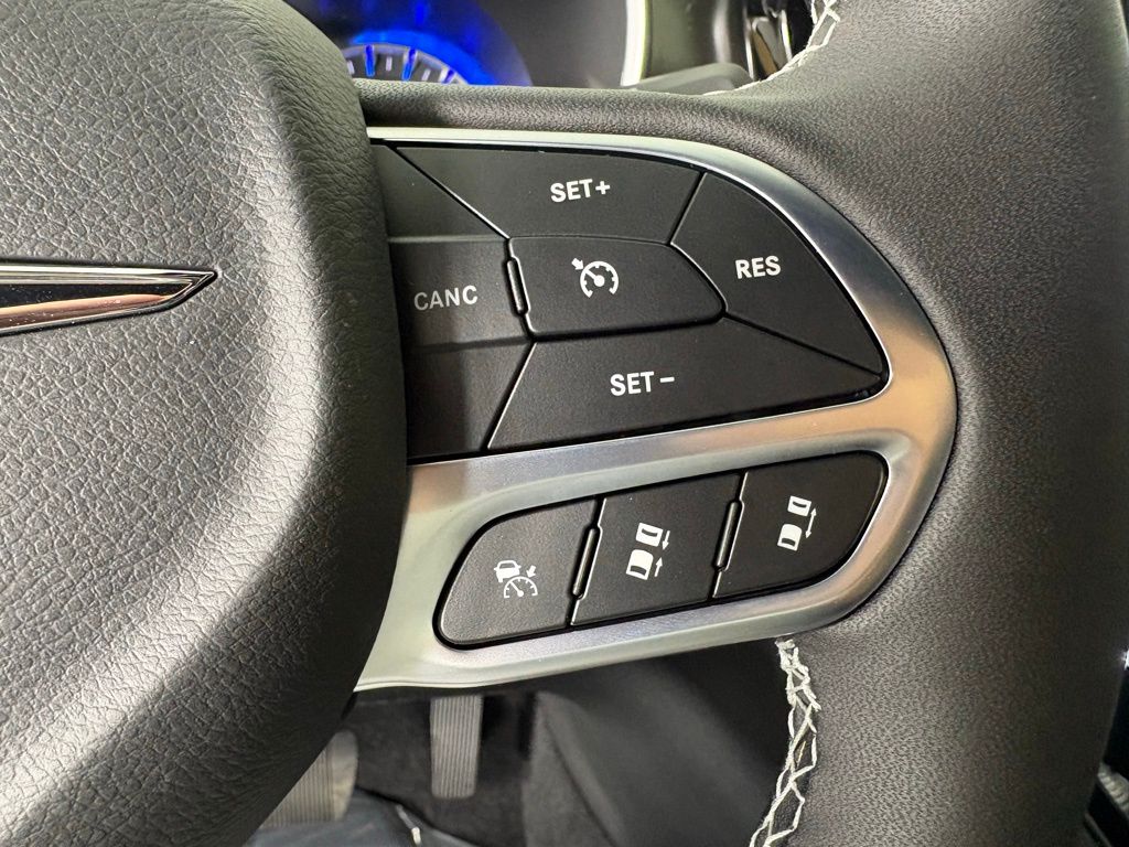 2026 Chrysler Pacifica Select - Photo 25