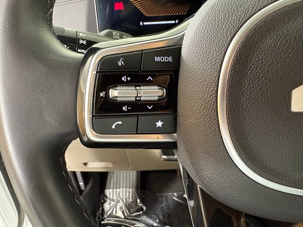 2025 Kia CARNIVAL