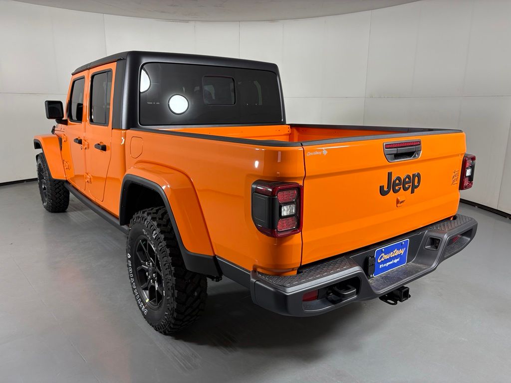 2026 Jeep GLADIATOR
