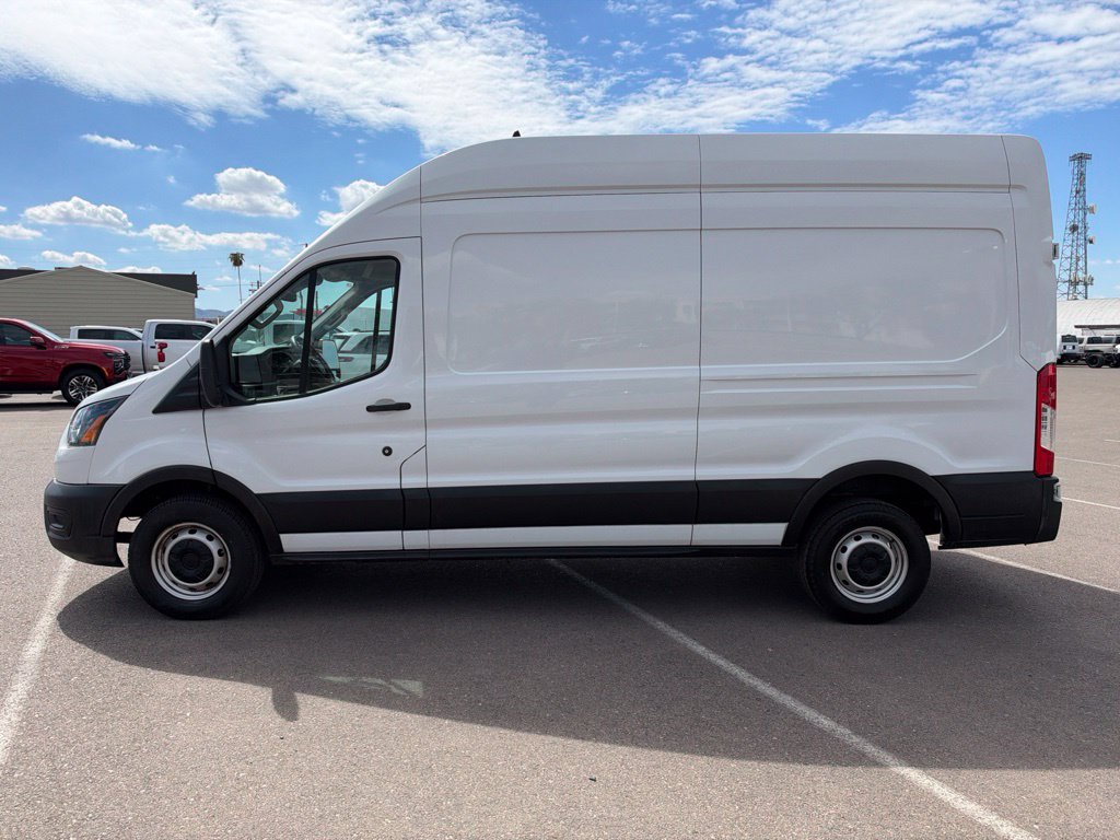 2023 Ford Transit-250