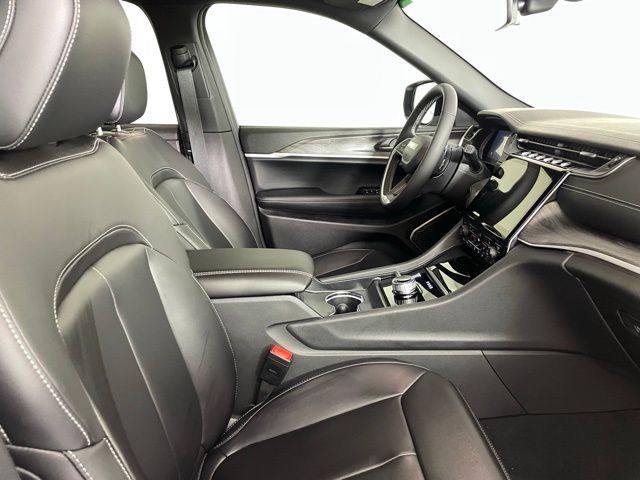 2025 Jeep Grand Cherokee L Limited - Photo 13