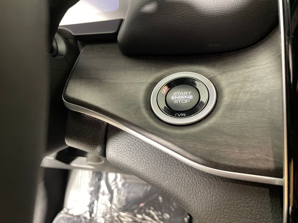 2025 Jeep Grand Cherokee L Limited - Photo 22