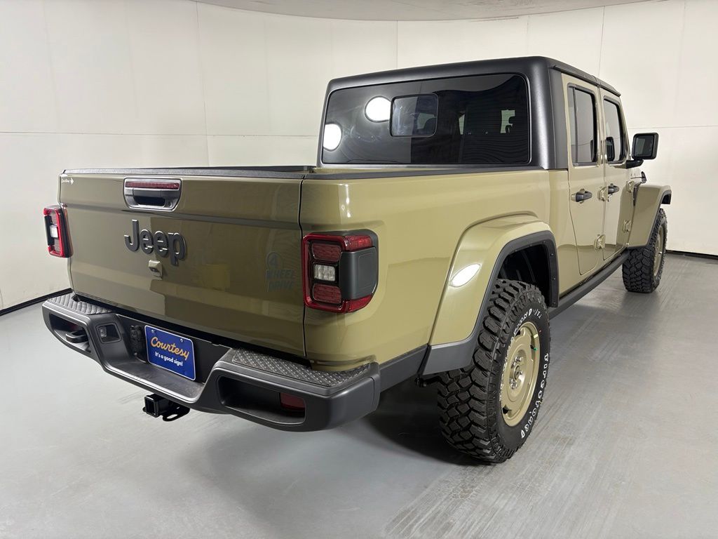 2026 Jeep GLADIATOR