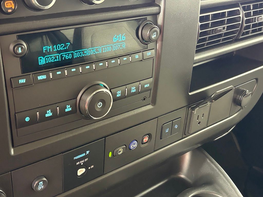 2024 Chevrolet EXPRESS 3500