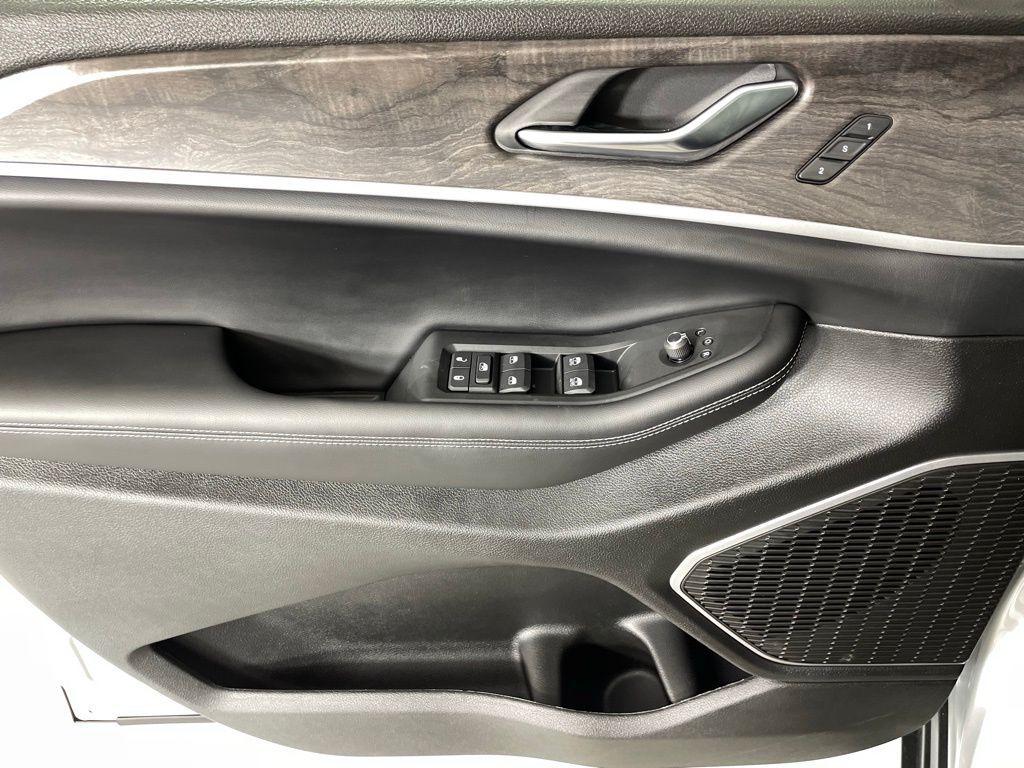 2025 Jeep Grand Cherokee L Limited - Photo 14