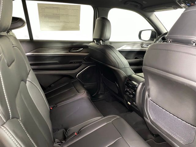 2025 Jeep Grand Cherokee L Limited - Photo 17