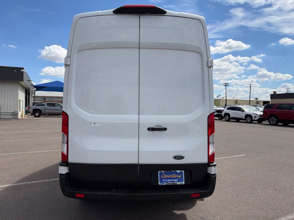2023 Ford Transit-250