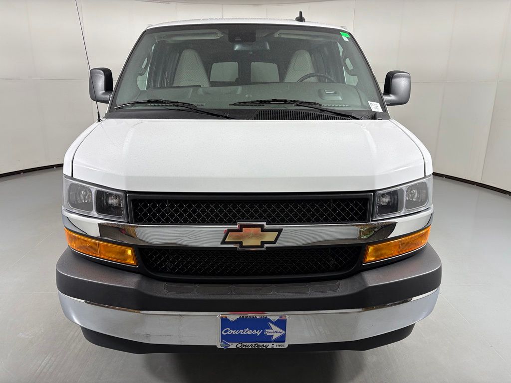 2024 Chevrolet EXPRESS 3500