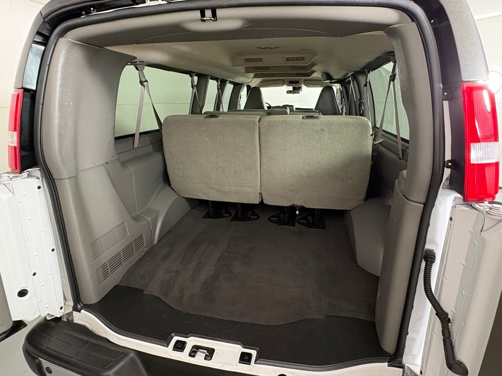 2024 Chevrolet EXPRESS 3500
