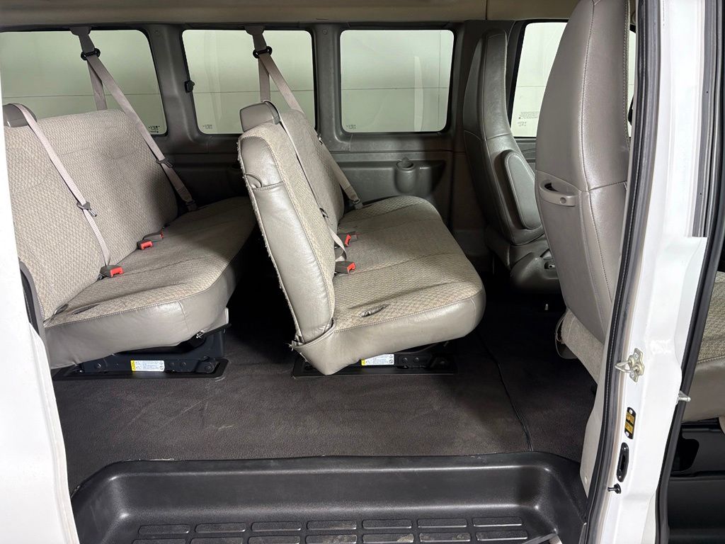 2024 Chevrolet EXPRESS 3500