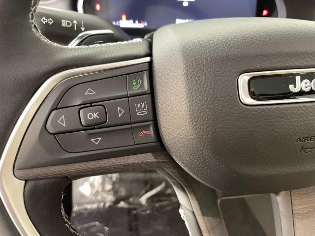 2025 Jeep Grand Cherokee L Limited - Photo 13