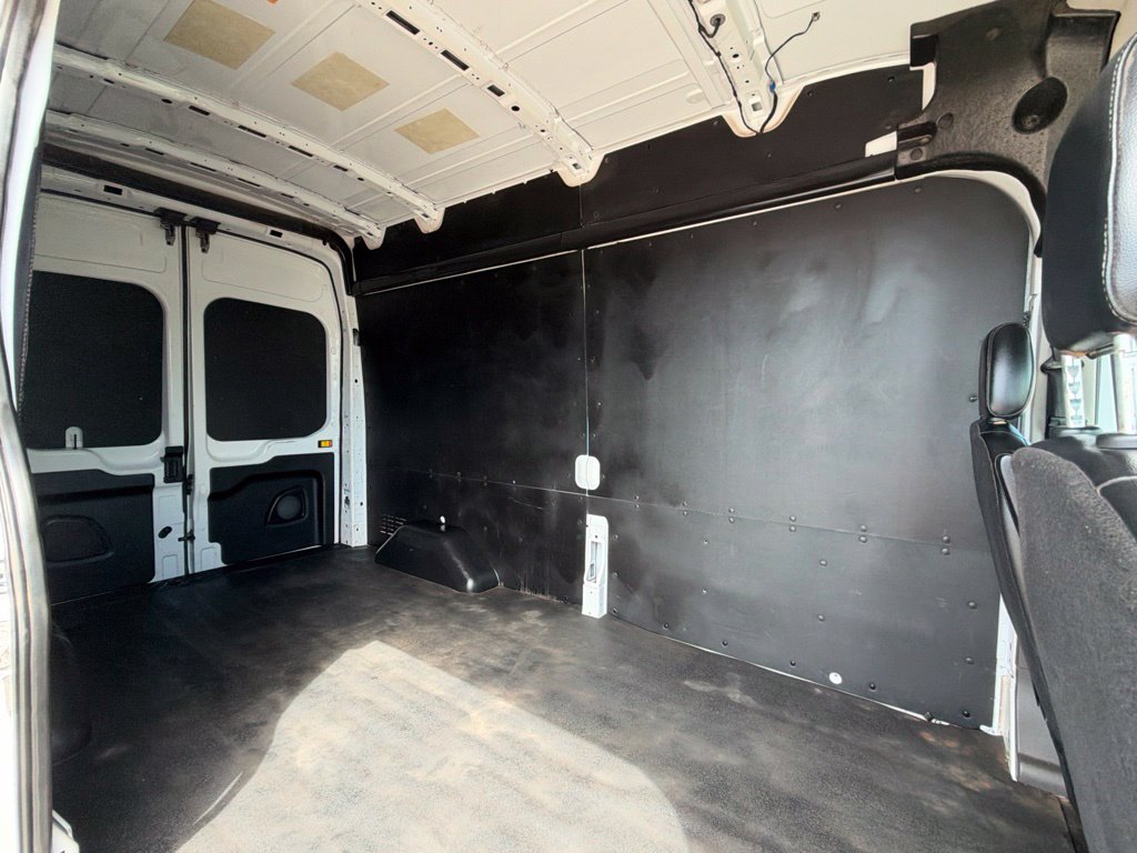 2023 Ford Transit-250