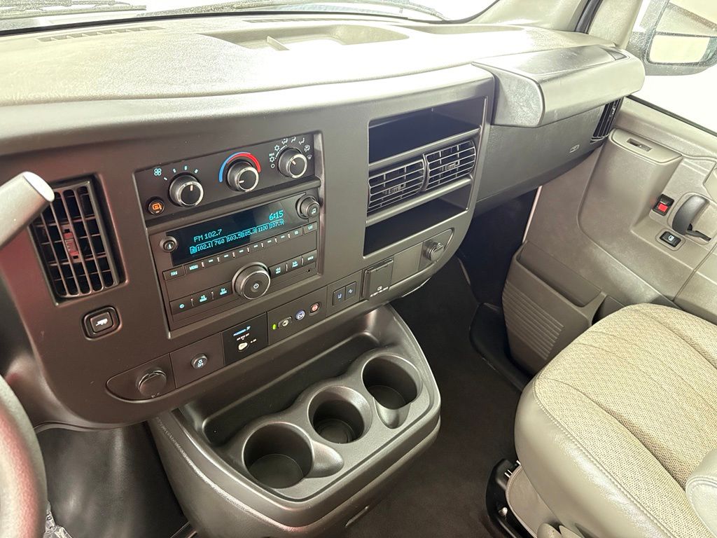 2024 Chevrolet EXPRESS 3500