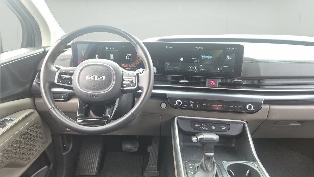 2025 Kia CARNIVAL
