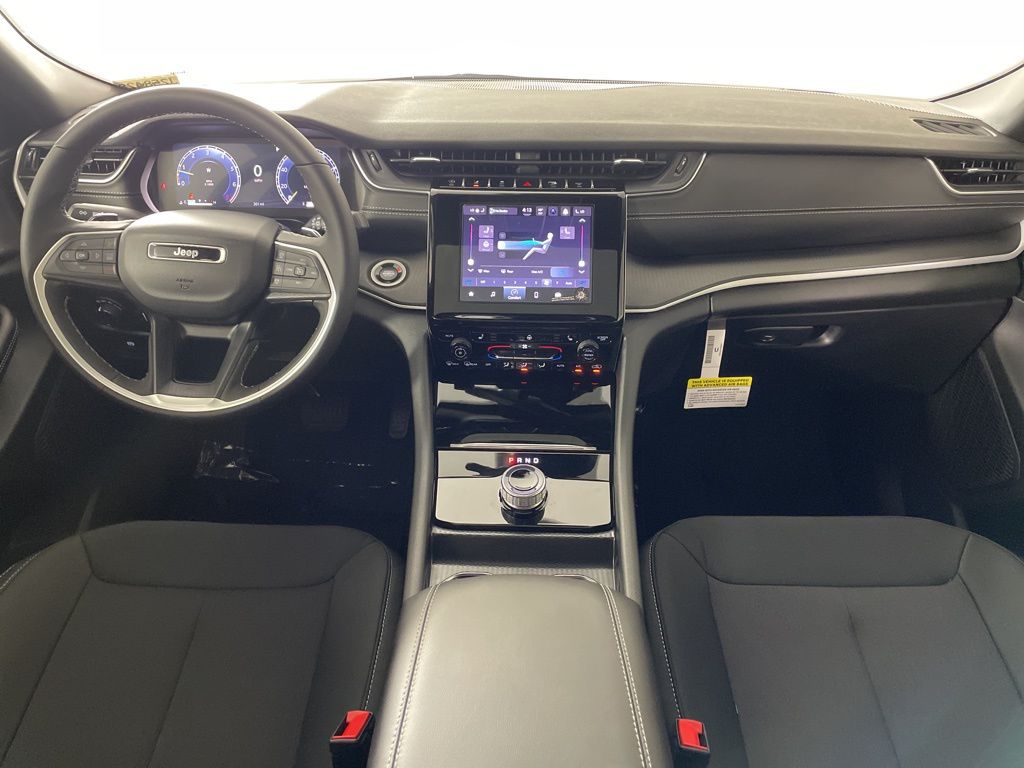 2025 Jeep Grand Cherokee Laredo - Photo 40