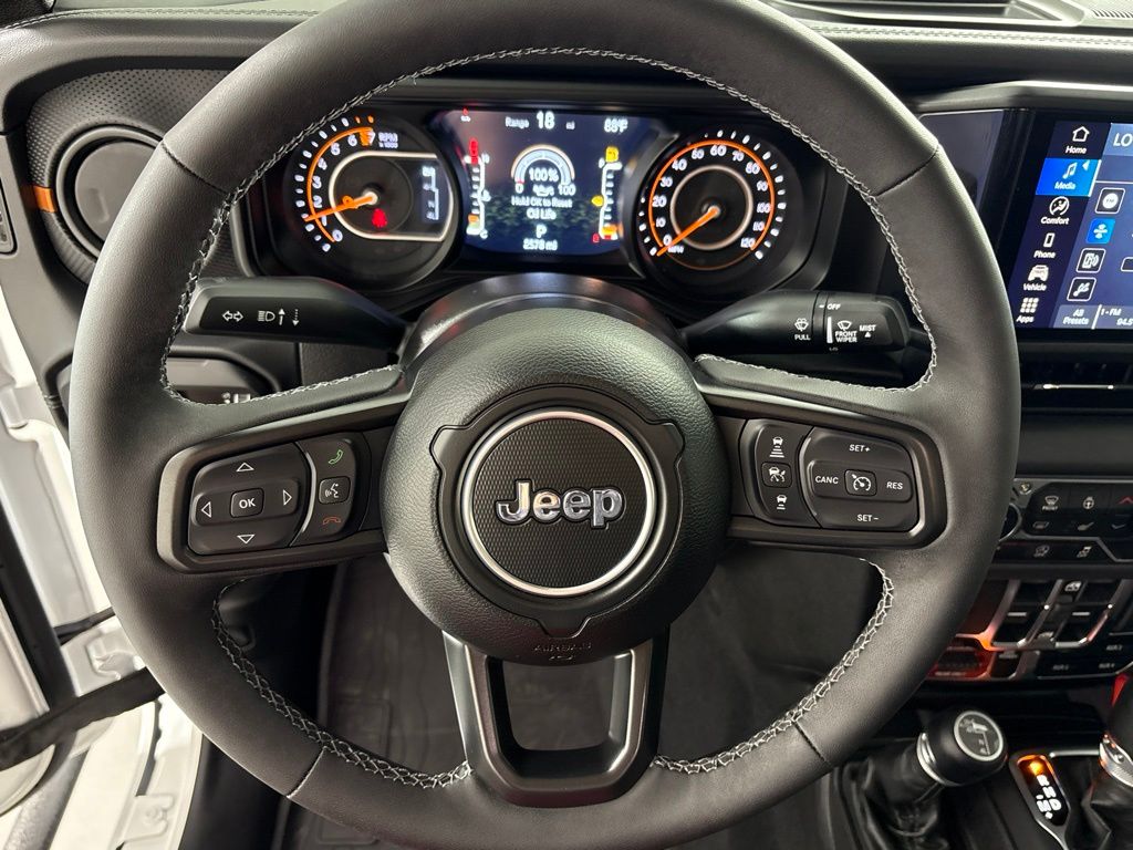 2025 Jeep GLADIATOR