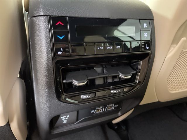 2025 Jeep Grand Cherokee L Limited - Photo 39