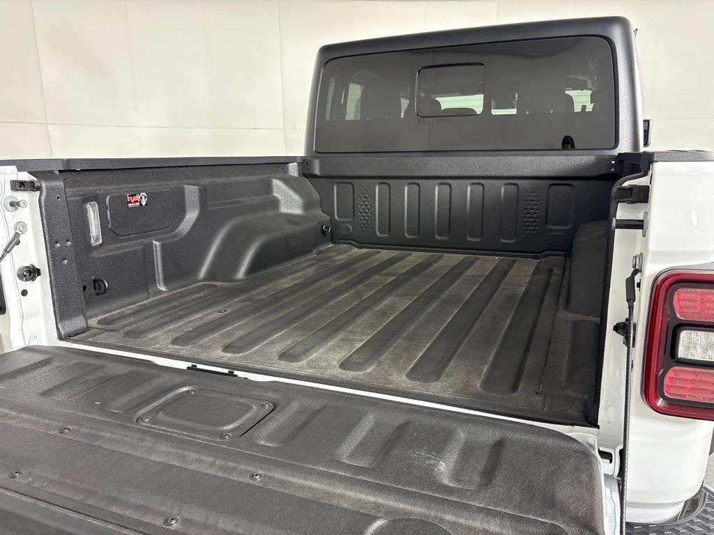 2025 Jeep GLADIATOR