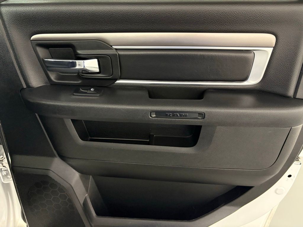 2024 Ram 1500 CLASSIC