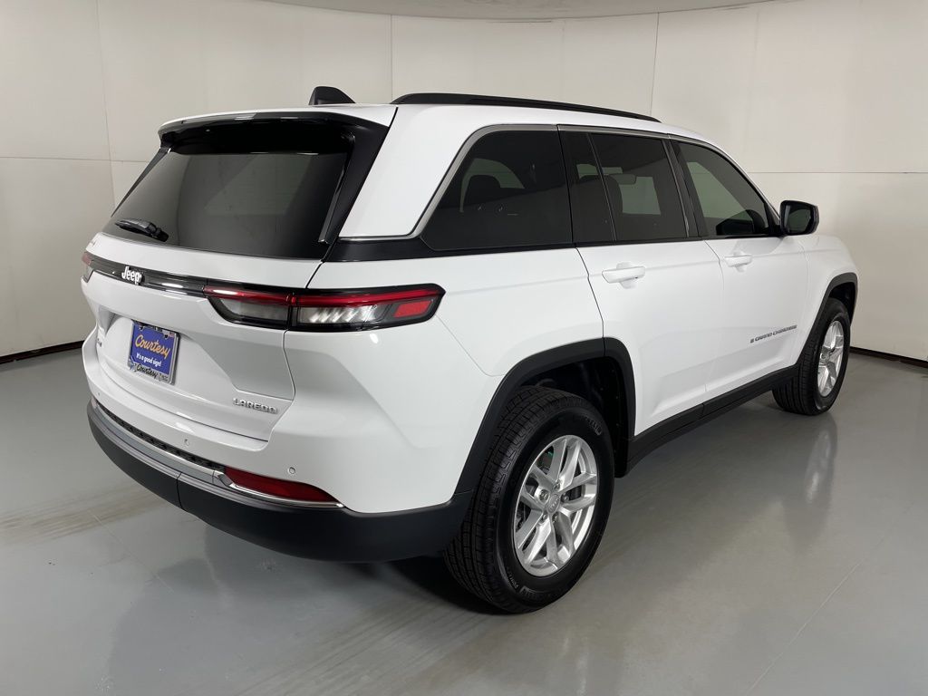 2025 Jeep Grand Cherokee Laredo - Photo 8