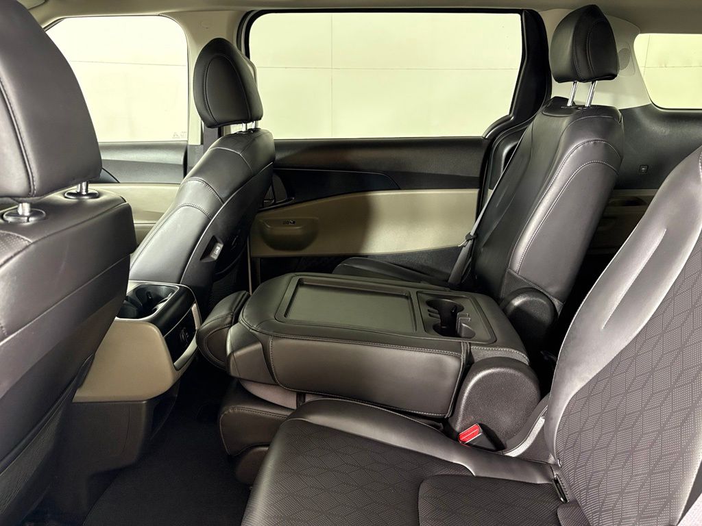 2025 Kia CARNIVAL