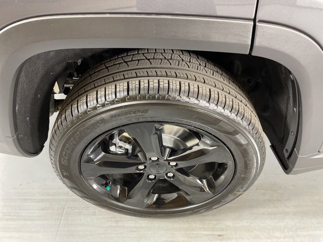 2025 Jeep Grand Cherokee L Limited - Photo 10