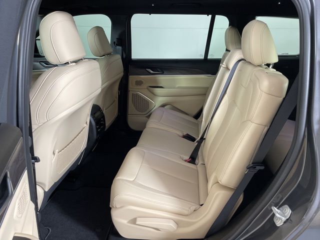 2025 Jeep Grand Cherokee L Limited - Photo 42