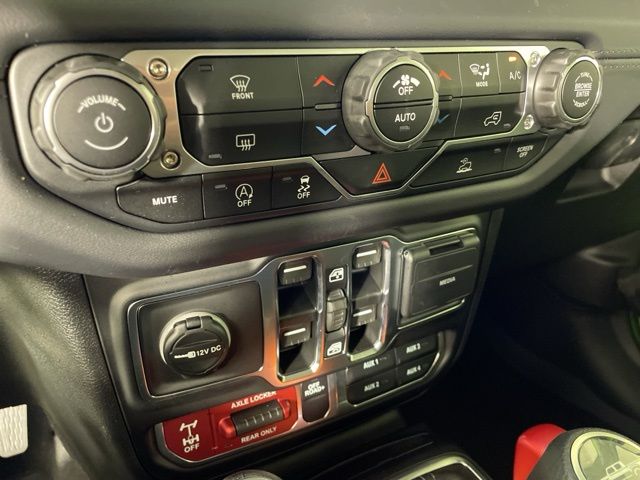 2025 Jeep GLADIATOR