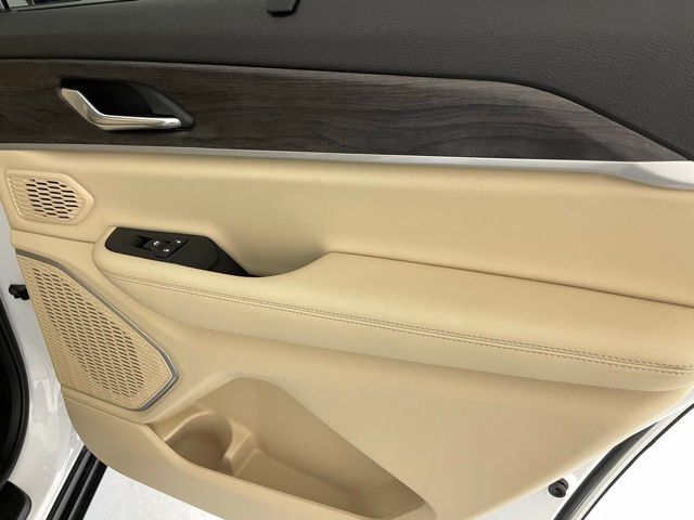2025 Jeep Grand Cherokee L Limited - Photo 38